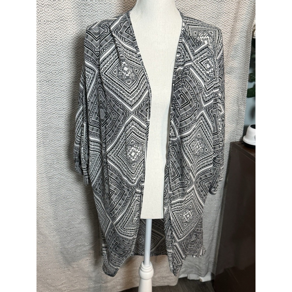 Riley + James Black/White Geometric Print Lightweight Sheer Kimono Cardigan XL